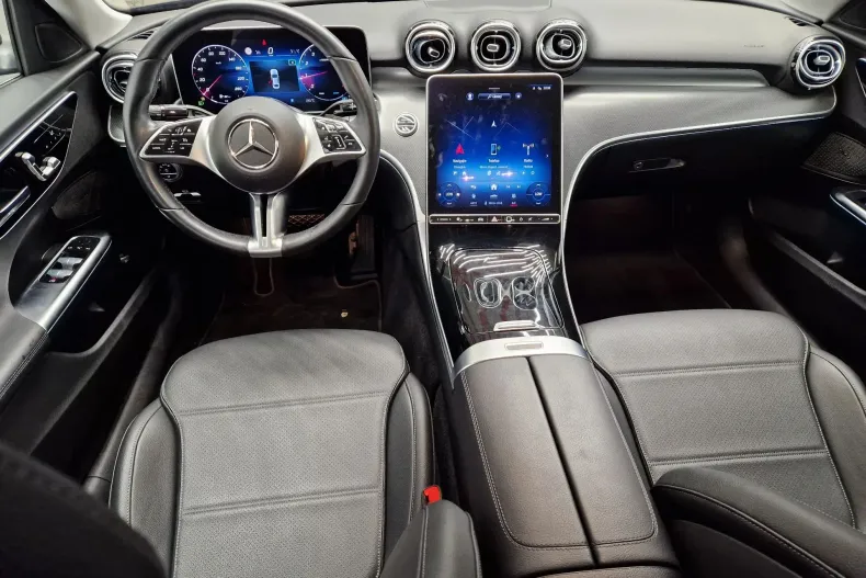 Mercedes-Benz C din 2022 cu 17.864 km - oferta MER138532 - foto 5