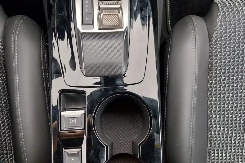 Peugeot 2008 din 2022 cu 15 km - oferta PEU138612 - foto 12