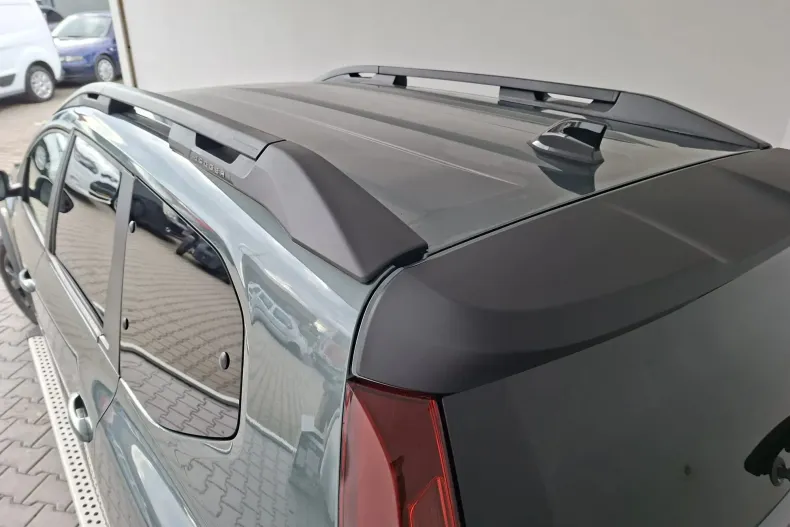 Dacia Jogger din 2023 cu 38.996 km - oferta DAC138615 - foto 19