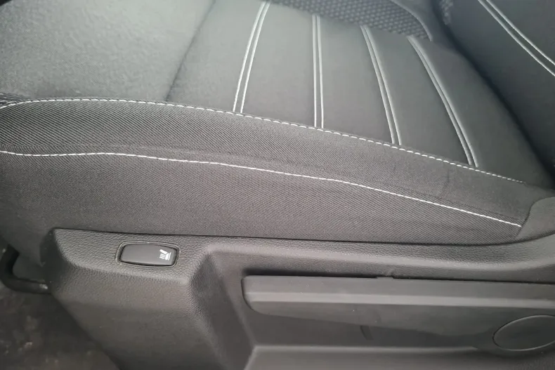 Dacia Duster din 2024 cu 13.569 km - oferta DAC138616 - foto 25