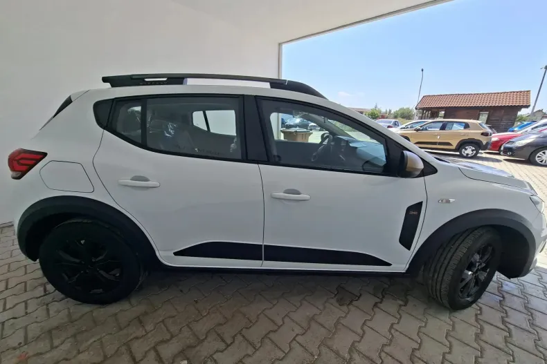 Dacia Sandero Stepway din 2024 cu 14 km - oferta DAC138618 - foto 4
