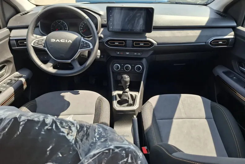 Dacia Sandero Stepway din 2024 cu 14 km - oferta DAC138618 - foto 7