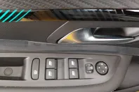 Peugeot 208 din 2022 cu 2 km - oferta PEU138630 - foto 13