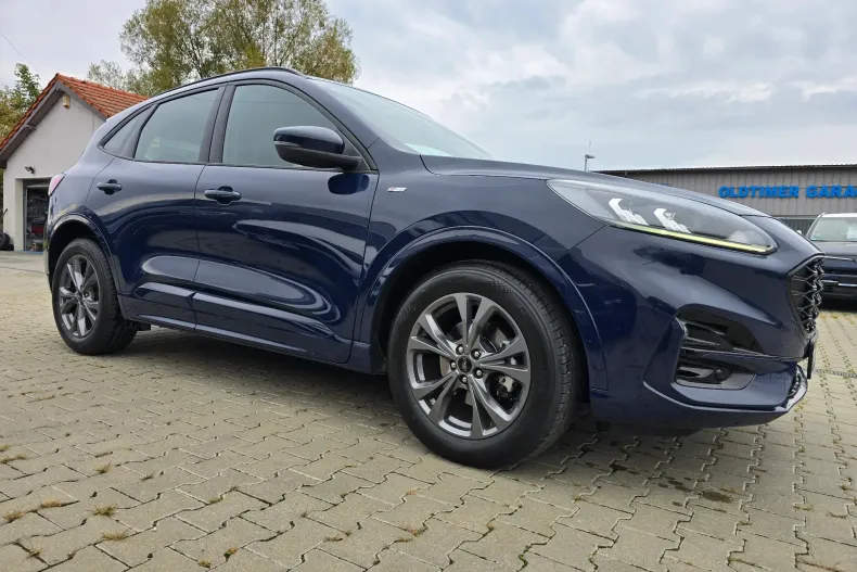 Ford Kuga din 2022 cu 137.000 km - oferta FOR138644 - foto 2