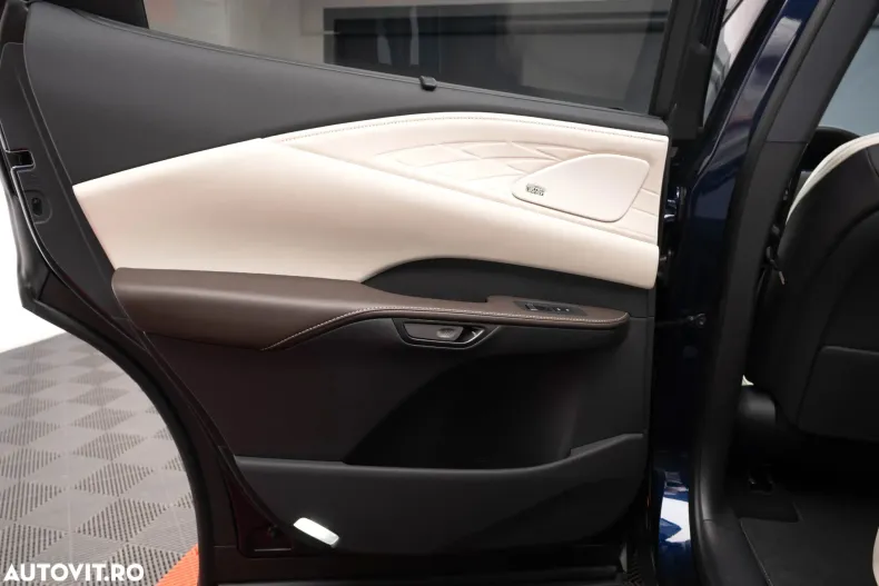 Lexus Seria RX din 2025 cu 10 km - oferta LEX138656 - foto 21