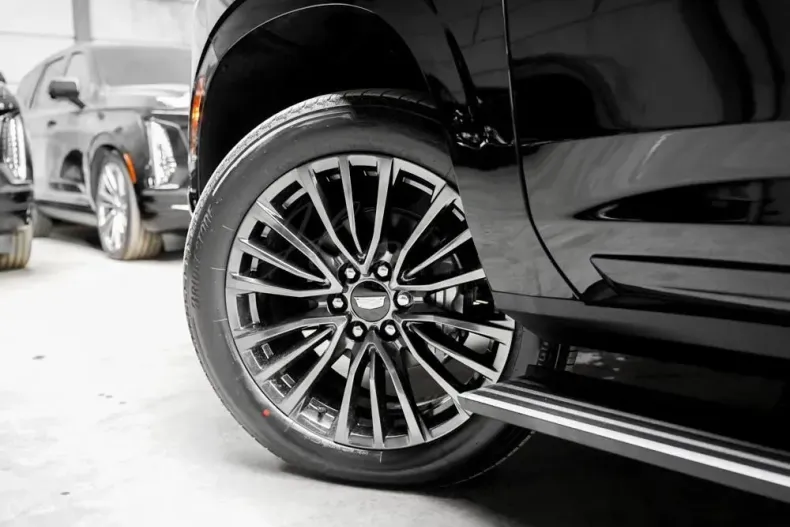 Cadillac Escalade din 2025 cu 10 km - oferta CAD138657 - foto 34