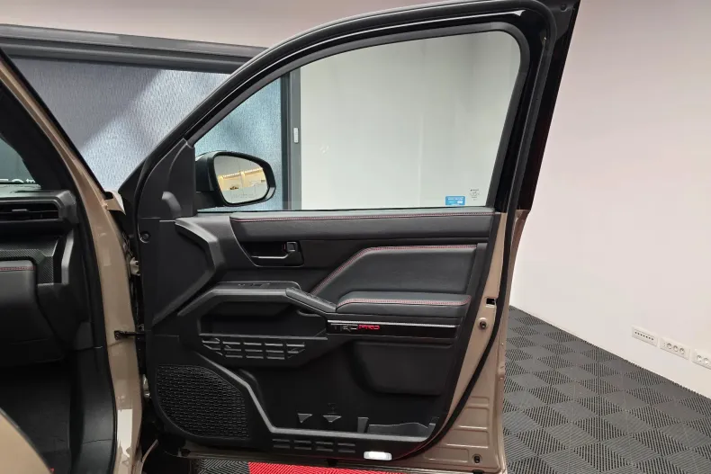 Toyota Tacoma din 2025 cu 45 km - oferta TOY138662 - foto 25