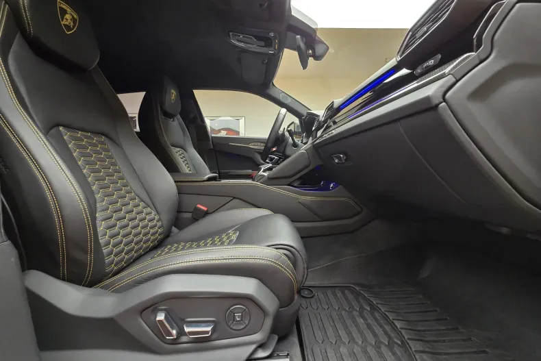 Lamborghini Urus din 2019 cu 17.760 km - oferta LAM138670 - foto 11