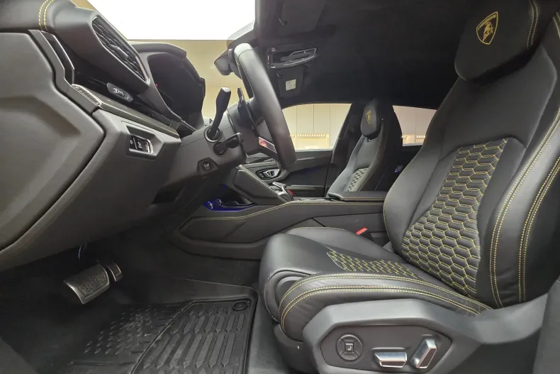 Lamborghini Urus din 2019 cu 17.760 km - oferta LAM138670 - foto 24