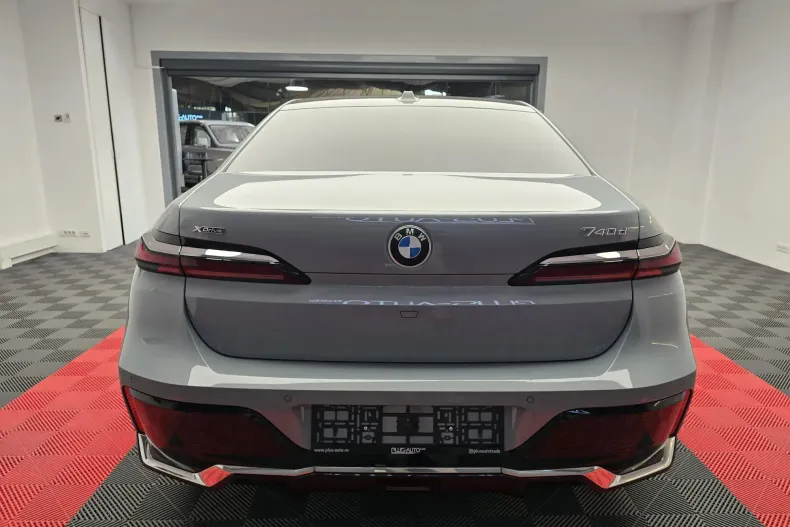 BMW Seria 7 din 2024 cu 15.000 km - oferta BMW138673 - foto 6