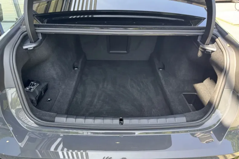 BMW Seria 7 din 2024 cu 15.000 km - oferta BMW138673 - foto 9