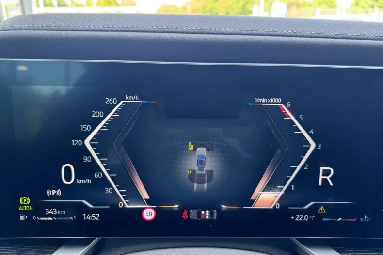 BMW Seria 7 din 2024 cu 15.000 km - oferta BMW138673 - foto 18