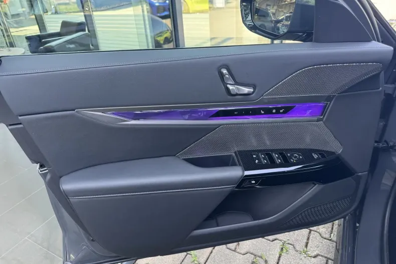 BMW Seria 7 din 2024 cu 15.000 km - oferta BMW138673 - foto 21