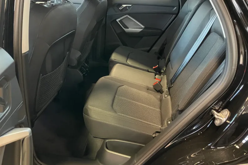 Audi Q3 din 2025 cu 1 km - oferta AUD138675 - foto 10