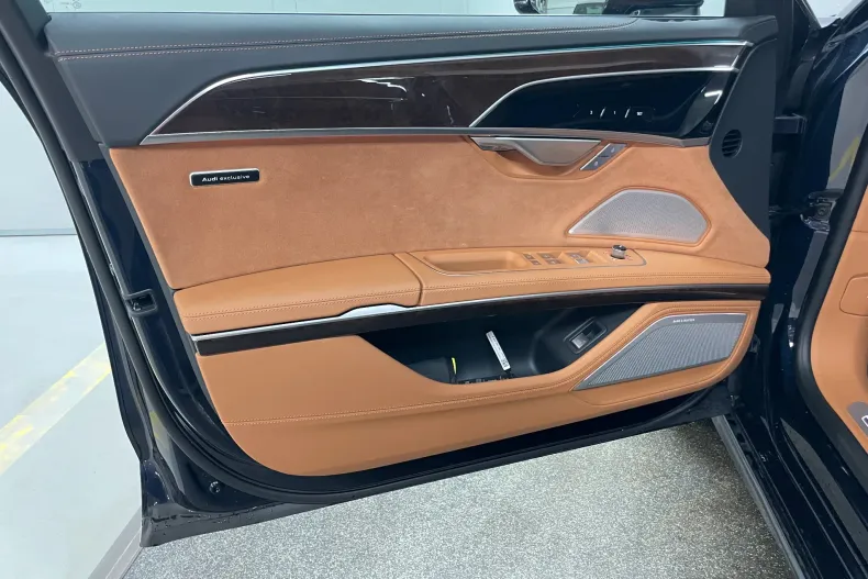 Audi S8 din 2023 cu 22.500 km - oferta AUD138688 - foto 11