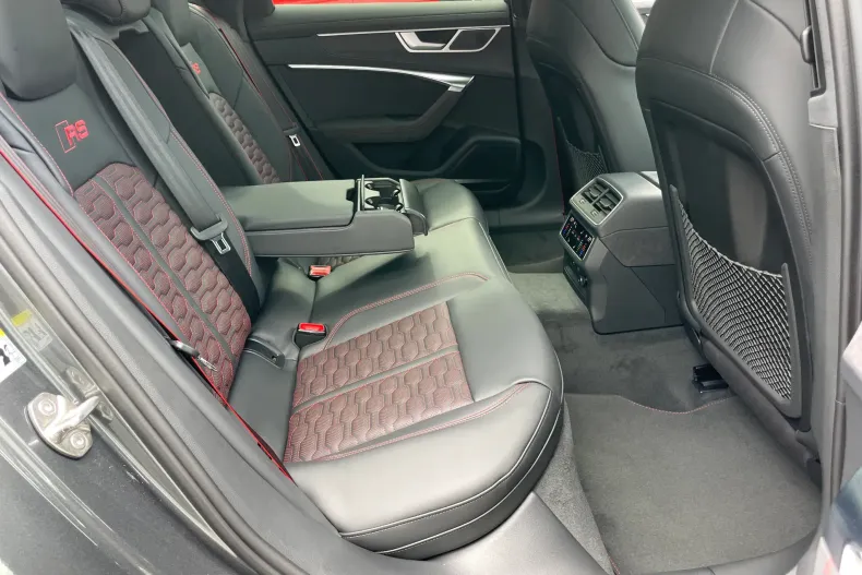 Audi RS6 din 2025 cu 7 km - oferta AUD138701 - foto 21