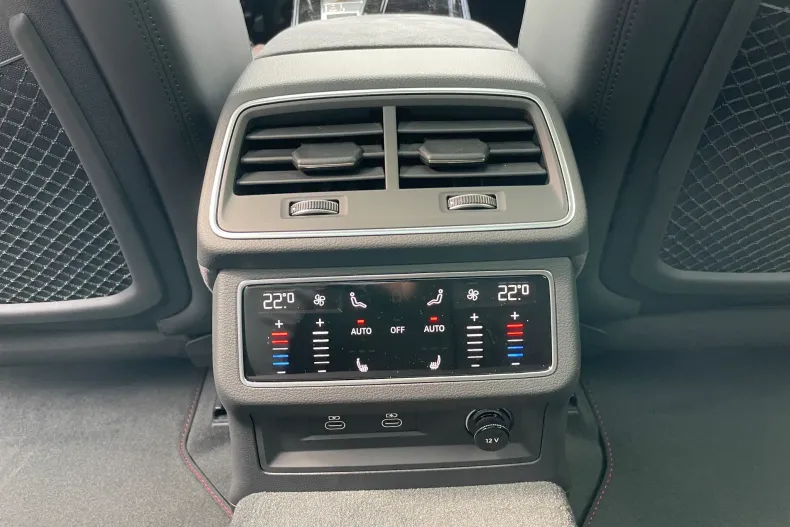 Audi RS6 din 2025 cu 7 km - oferta AUD138701 - foto 34