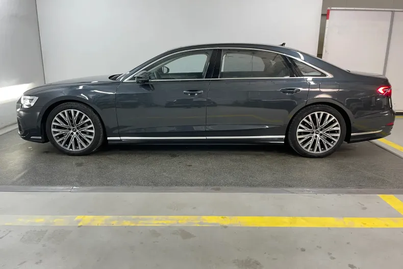 Audi A8 din 2023 cu 47.300 km - oferta AUD138706 - foto 2