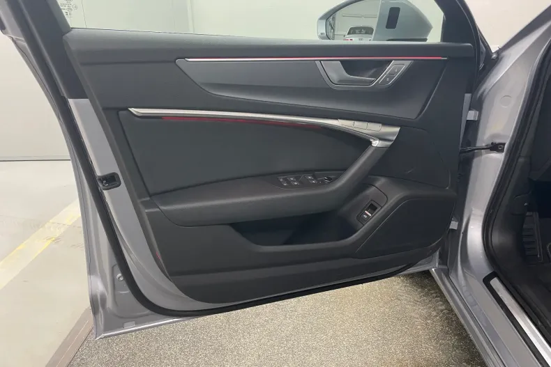 Audi A6 din 2024 cu 30.500 km - oferta AUD138707 - foto 12