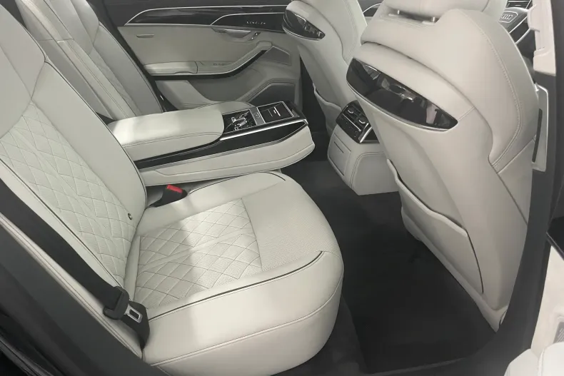 Audi A8 din 2021 cu 103.000 km - oferta AUD138710 - foto 18