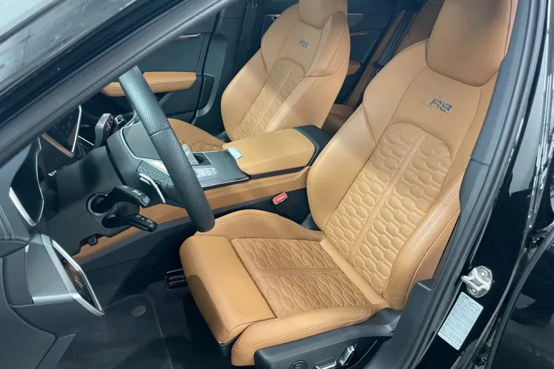 Audi RS6 din 2023 cu 14.000 km - oferta AUD138711 - foto 13