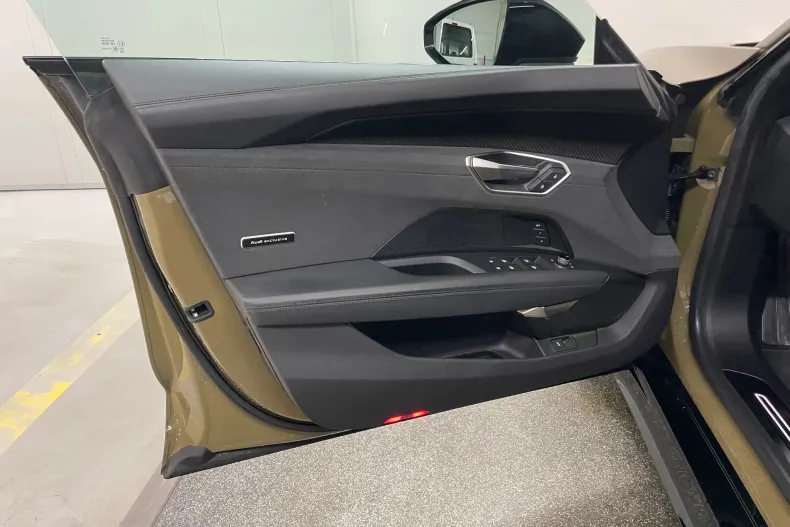 Audi e-tron GT din 2022 cu 27.500 km - oferta AUD138712 - foto 12