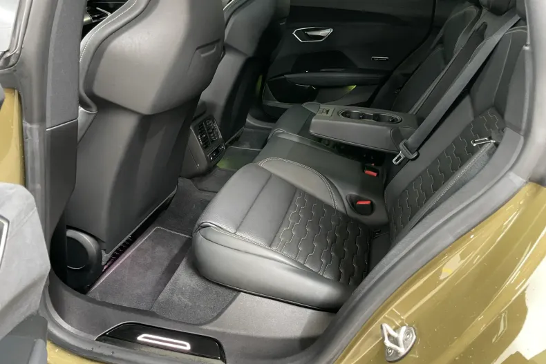 Audi e-tron GT din 2022 cu 27.500 km - oferta AUD138712 - foto 20