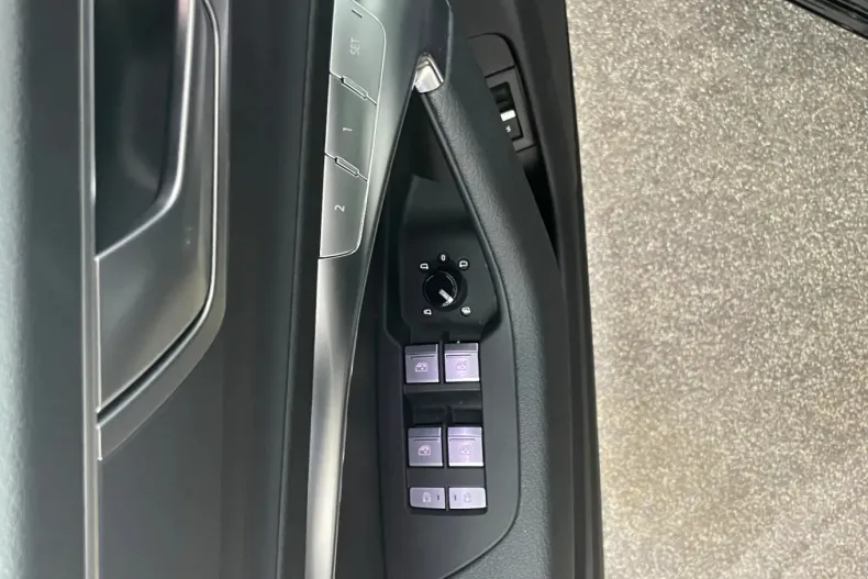 Audi A6 din 2024 cu 32.800 km - oferta AUD138713 - foto 17