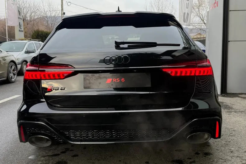 Audi RS6 din 2024 cu 7 km - oferta AUD138716 - foto 6