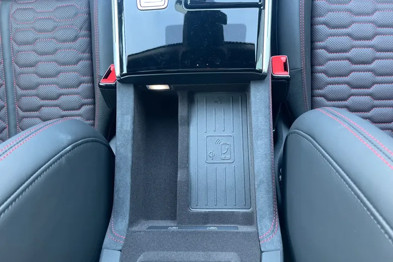 Audi RS6 din 2024 cu 10 km - oferta AUD138719 - foto 21