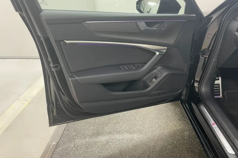 Audi A6 din 2022 cu 23.760 km - oferta AUD138720 - foto 11