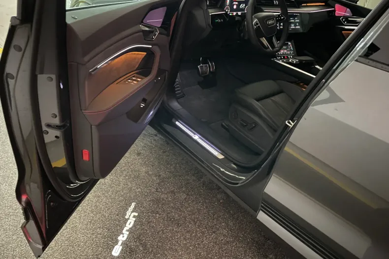 Audi Q8 din 2023 cu 27.500 km - oferta AUD138723 - foto 34