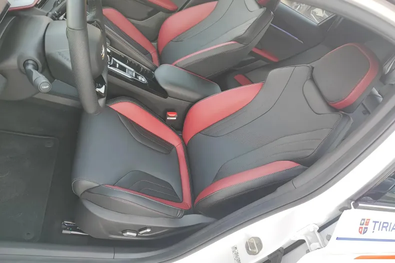 Geely Coolray din 2024 cu 2.340 km - oferta GEE138732 - foto 14