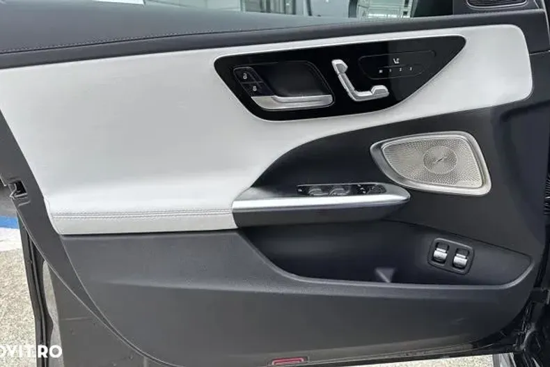 Mercedes-Benz C din 2024 cu 3.100 km - oferta MER138753 - foto 22