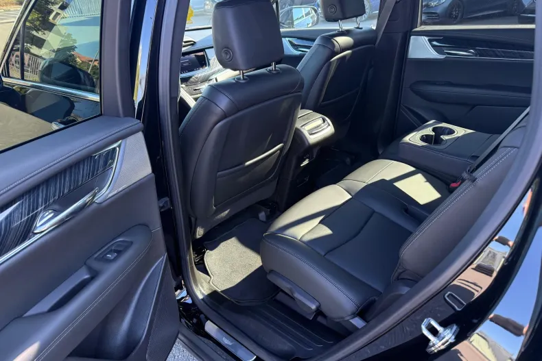 Cadillac XT6 din 2024 cu 12.500 km - oferta CAD138766 - foto 18