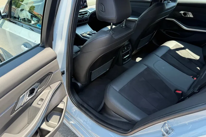 BMW Seria 3 din 2023 cu 24.842 km - oferta BMW138769 - foto 9