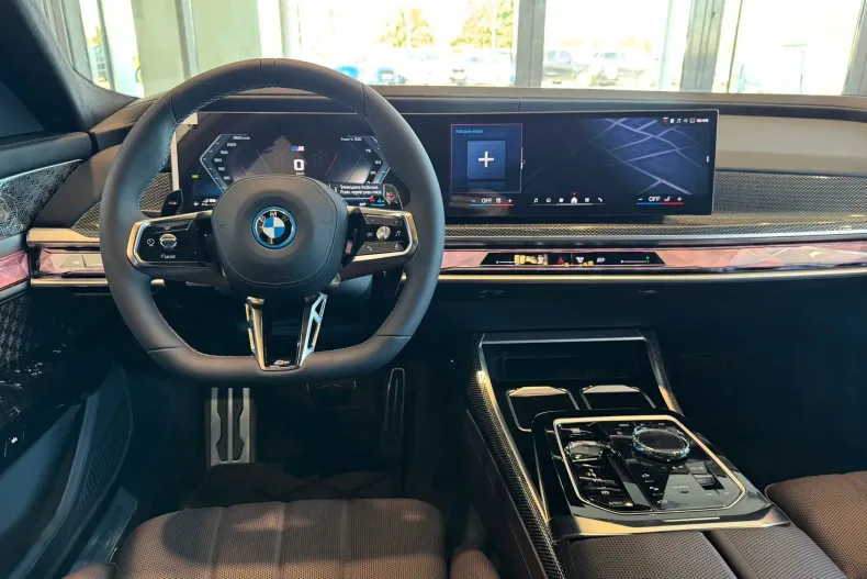 BMW M7 din 2025 cu 1 km - oferta BMW138780 - foto 8