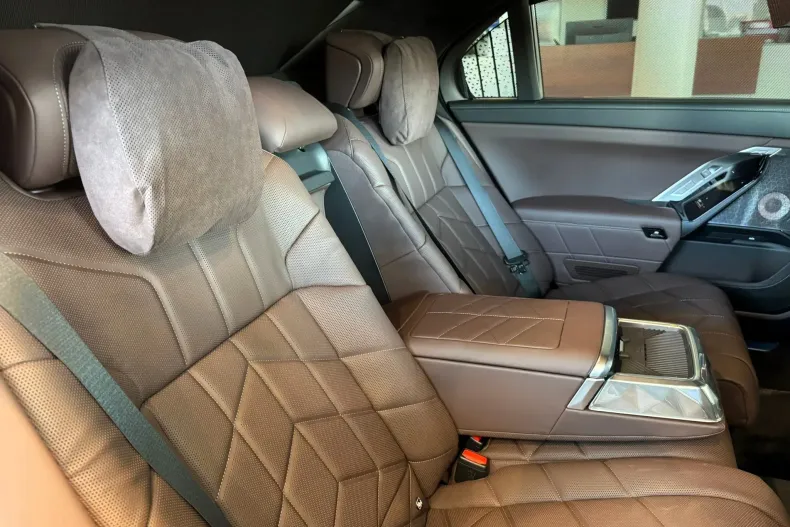 BMW M7 din 2025 cu 1 km - oferta BMW138780 - foto 15