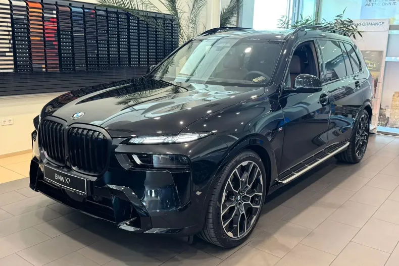 BMW X7 din 2025 cu 1 km - oferta BMW138783 - foto 1