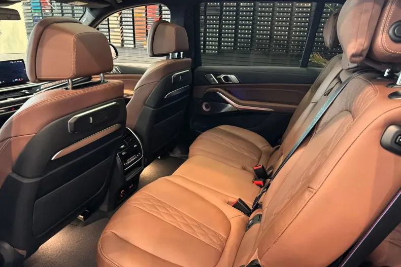 BMW X7 din 2025 cu 1 km - oferta BMW138783 - foto 13