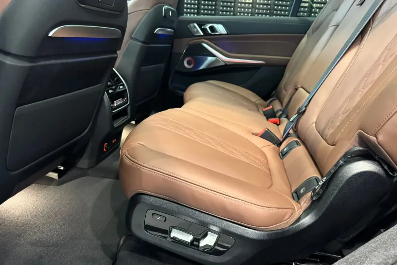 BMW X7 din 2025 cu 1 km - oferta BMW138783 - foto 14