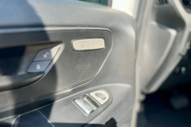 Mercedes-Benz Vito din 2021 cu 250 km - oferta MER138789 - foto 6