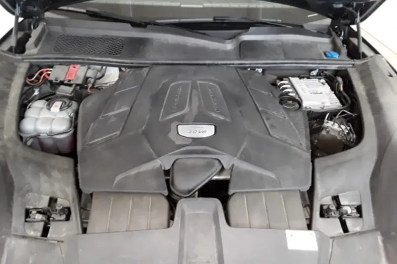 Porsche Cayenne din 2019 cu 145.700 km - oferta POR138794 - foto 18