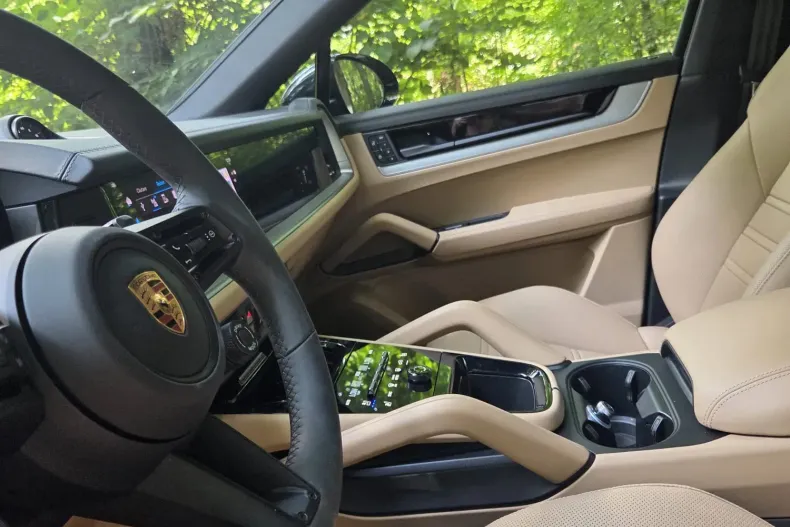 Porsche Cayenne Coupe din 2025 cu 4.500 km - oferta POR138795 - foto 15