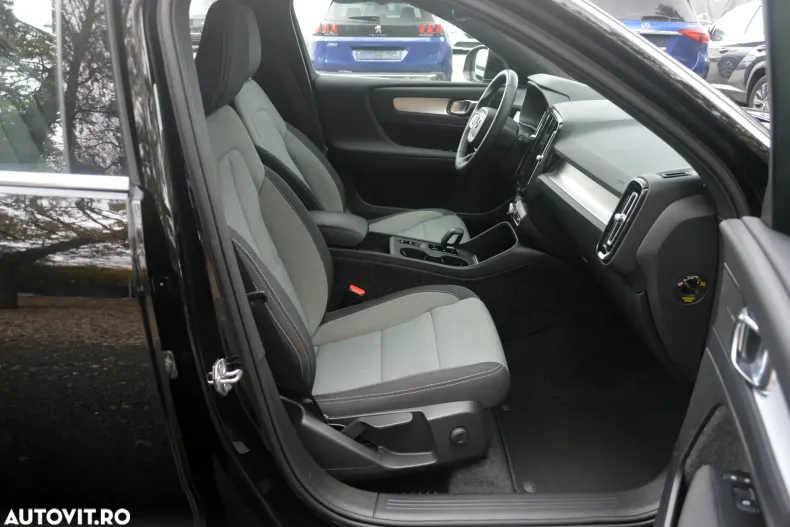 Volvo XC40 din 2021 cu 168.854 km - oferta VOL138799 - foto 28
