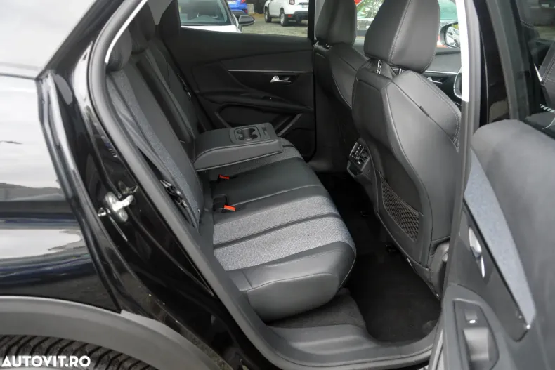Peugeot 3008 din 2019 cu 136.402 km - oferta PEU138804 - foto 7