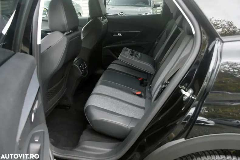 Peugeot 3008 din 2019 cu 136.402 km - oferta PEU138804 - foto 28