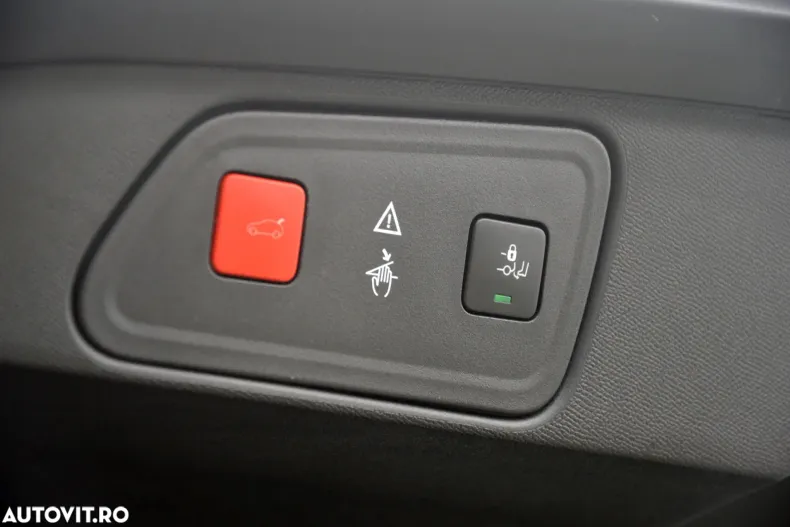 Peugeot 3008 din 2019 cu 136.402 km - oferta PEU138804 - foto 32