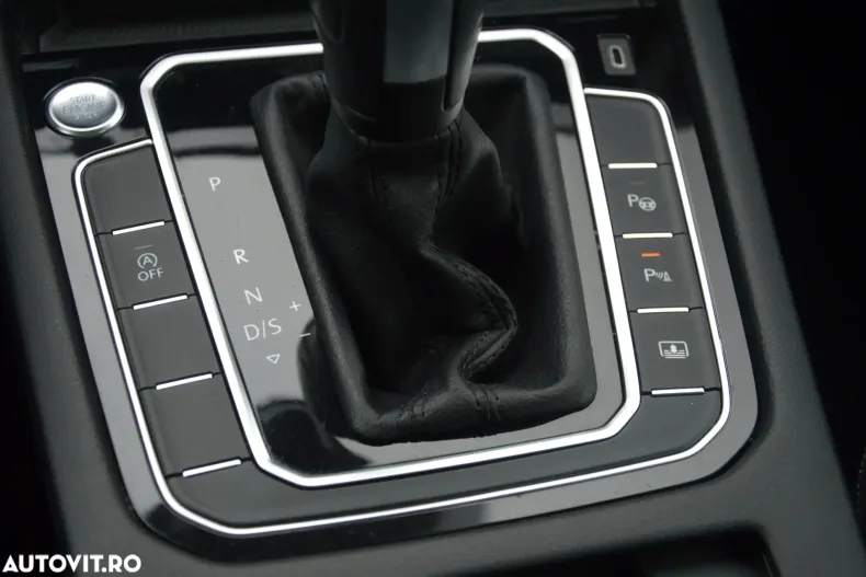 Volkswagen Passat din 2020 cu 174.985 km - oferta VOL138826 - foto 27