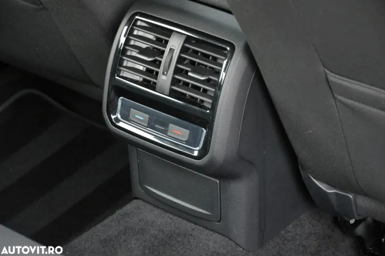 Volkswagen Passat din 2020 cu 174.985 km - oferta VOL138826 - foto 28